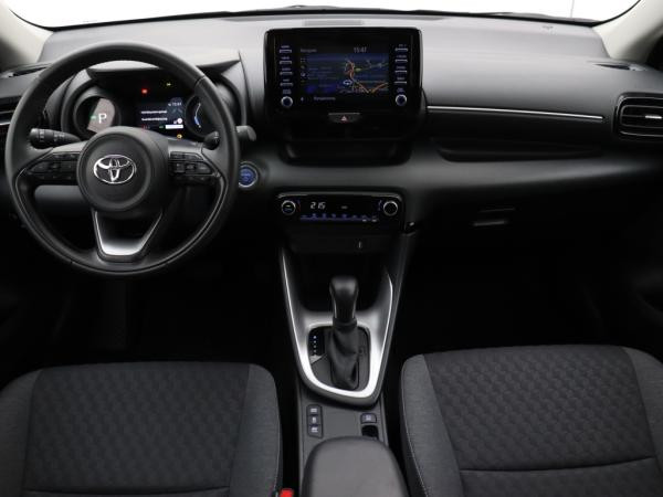 Foto - Toyota Yaris 1.5 Hybrid First Edition