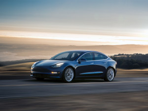 Tesla Model 3 h ev standard range plus rwd aut
